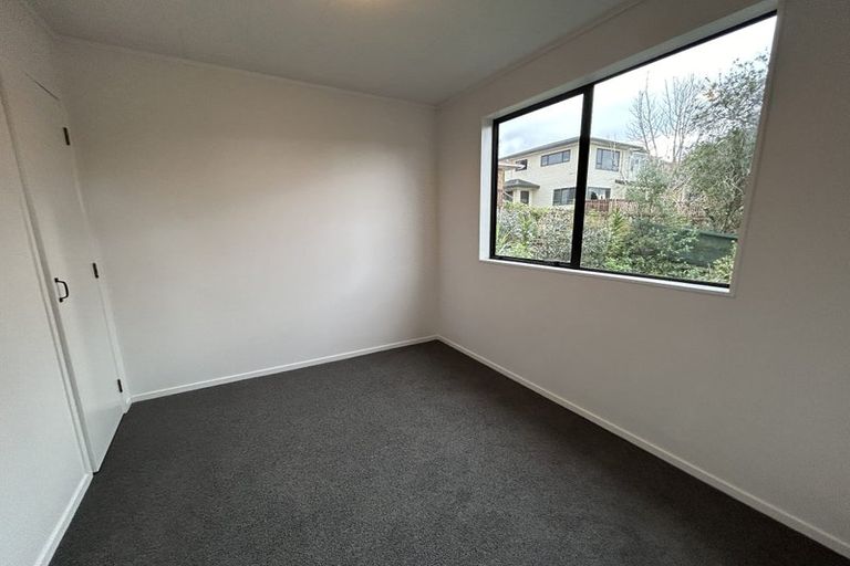 Photo of property in 14 Chablis Place, Henderson, Auckland, 0612