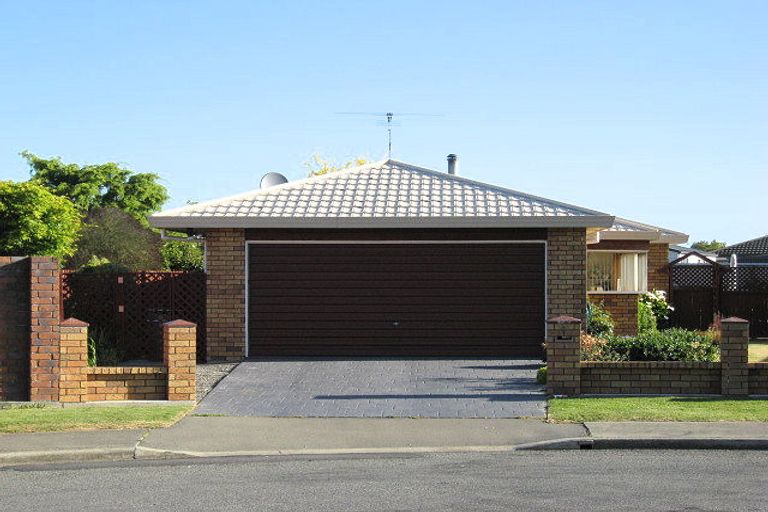 Photo of property in 8 Mcdougal Place, Kaiapoi, 7630