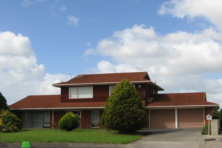 Photo of property in 9 Hill Rise, Sunnyhills, Auckland, 2010