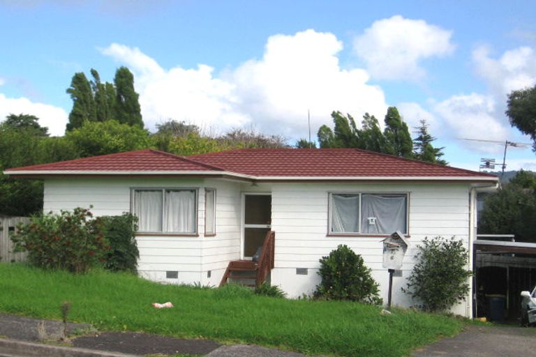 Photo of property in 6 Solea Road, Sunnyvale, Auckland, 0612