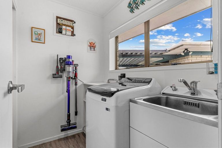 Photo of property in 10 Tui Crescent, Dargaville, 0310