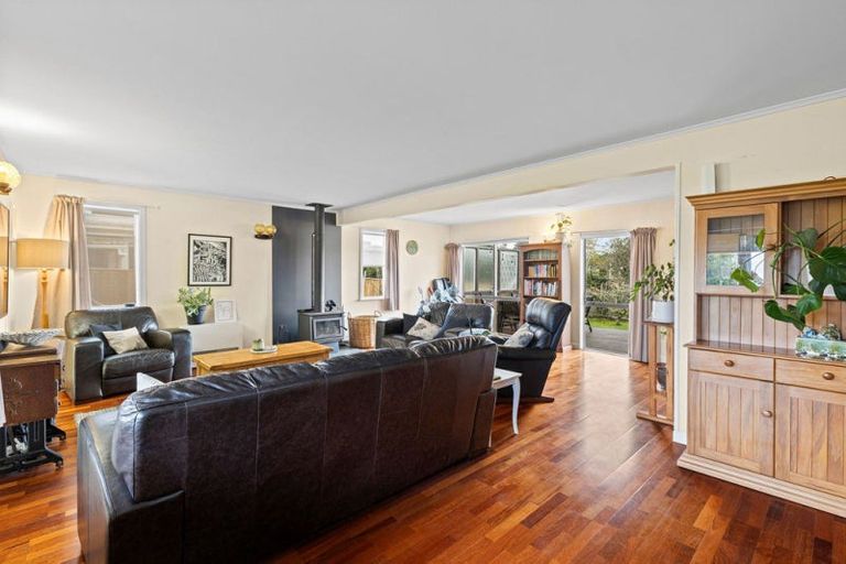 Photo of property in 60 Purnell Street, College Estate, Whanganui, 4500