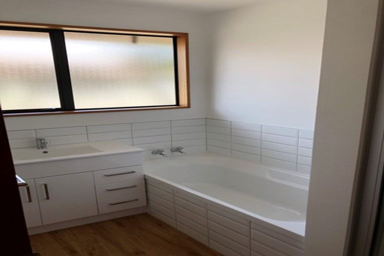 Photo of property in 1/106 Buchanans Road, Hei Hei, Christchurch, 8042