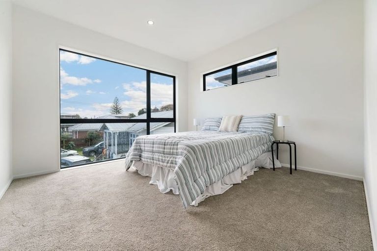 Photo of property in 14b York Road, Papatoetoe, Auckland, 2104