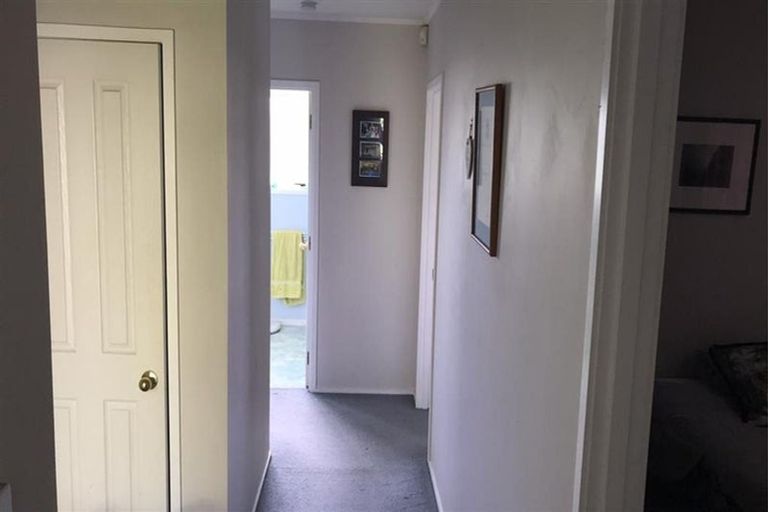 Photo of property in 18 Bexley Place, Pahurehure, Papakura, 2113