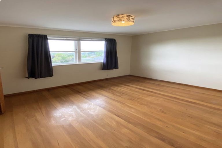 Photo of property in 58a Rua Road, Glen Eden, Auckland, 0602