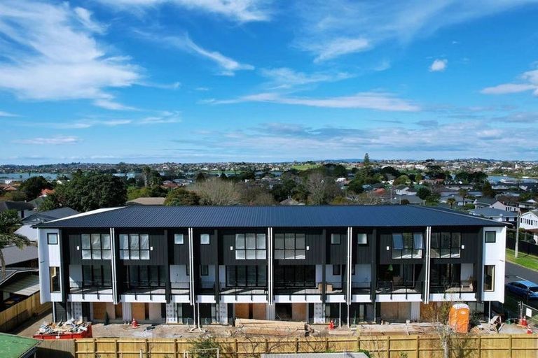 Photo of property in 18b Kings Road, Panmure, Auckland, 1072