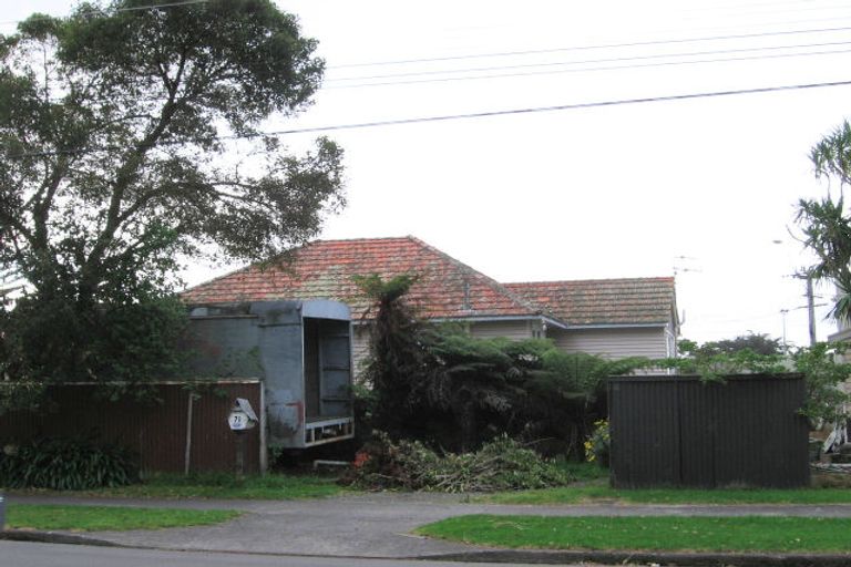 Photo of property in 71 Te Moana Road, Waikanae Beach, Waikanae, 5036