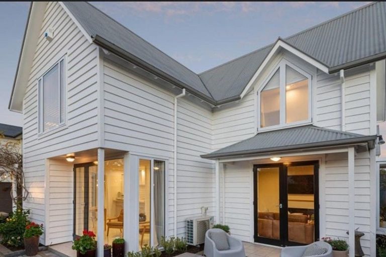 Photo of property in 1/34 Aikmans Road, Merivale, Christchurch, 8014