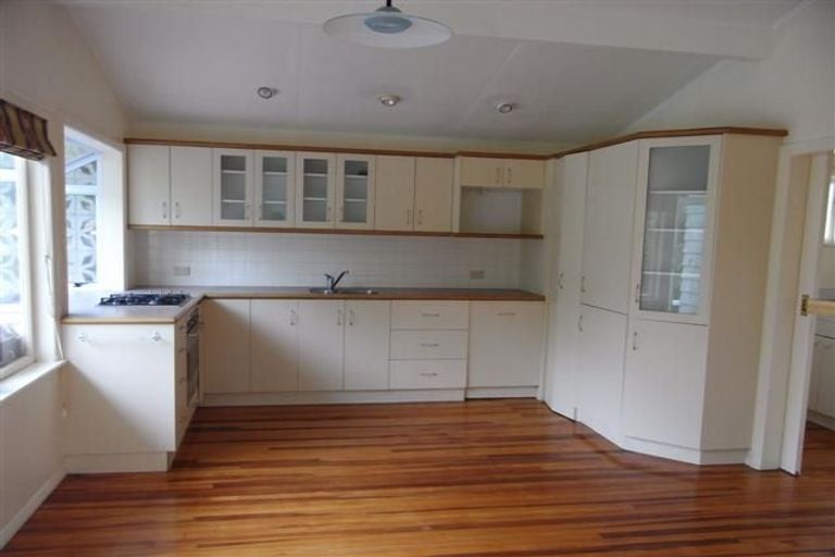 Photo of property in 19 Buick Crescent, Awapuni, Palmerston North, 4412