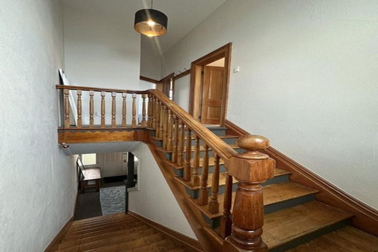 Photo of property in 30 Russell Street, Dunedin Central, Dunedin, 9016