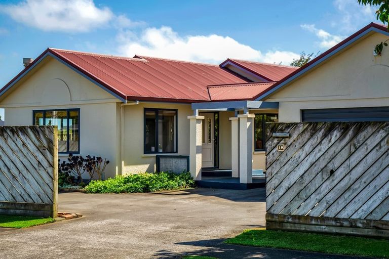 Photo of property in 18 Fantham Street, Hawera, 4610