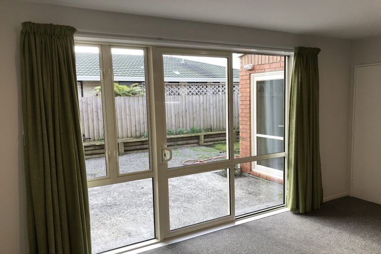 Photo of property in 113c Clarence Street, Riccarton, Christchurch, 8011