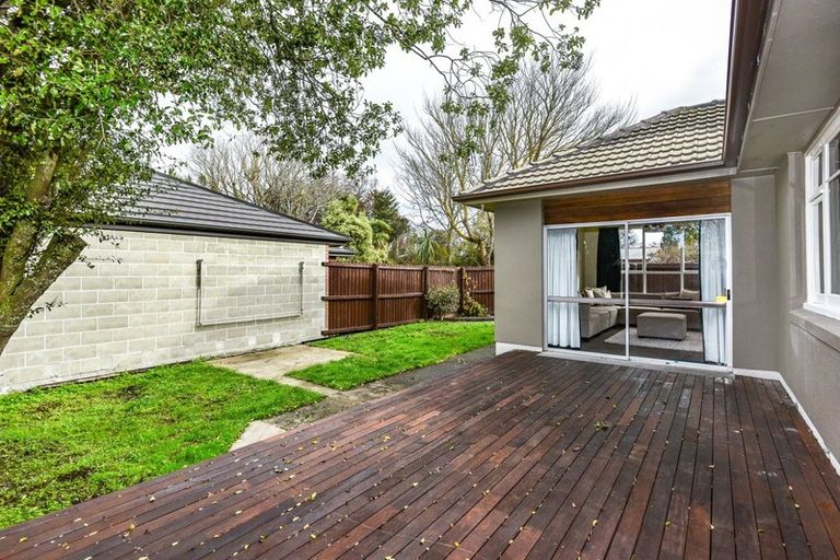 Photo of property in 55 Harris Crescent, Papanui, Christchurch, 8053