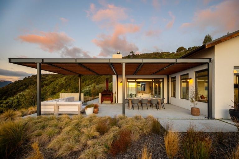 Photo of property in 217 Parautane Way, Todds Valley, Nelson, 7071