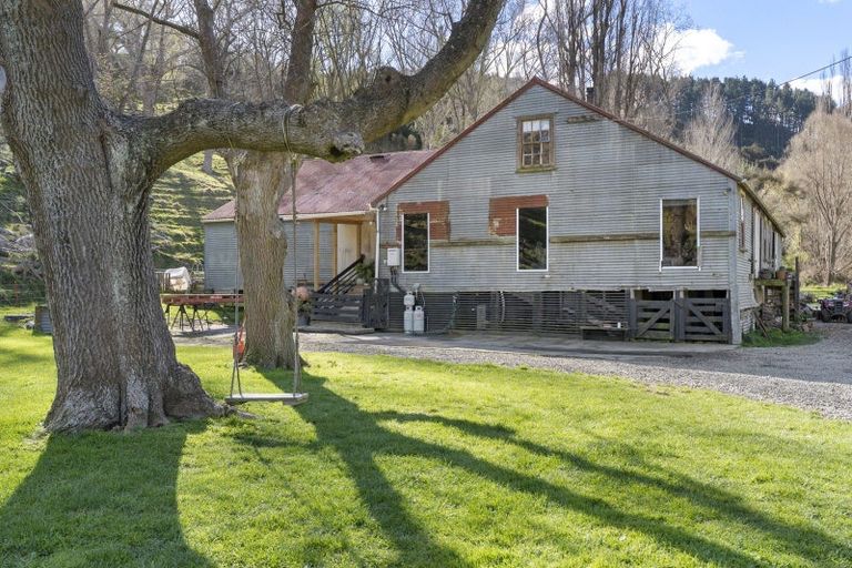Photo of property in 72 Adams Peak Road, Mangapakeha, Masterton, 5889