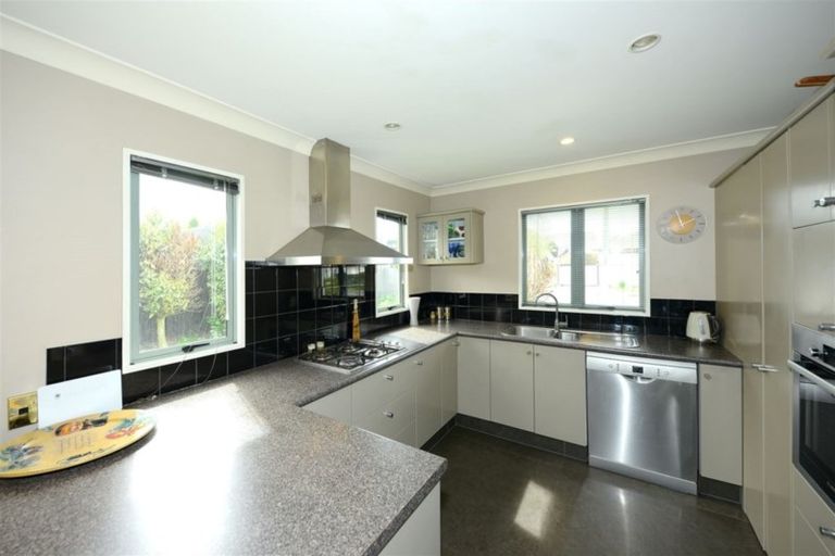 Photo of property in 95 Abberley Crescent, St Albans, Christchurch, 8014