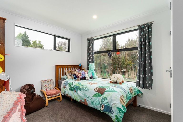 Photo of property in 21 Flyger Street, Kimbolton, 4774
