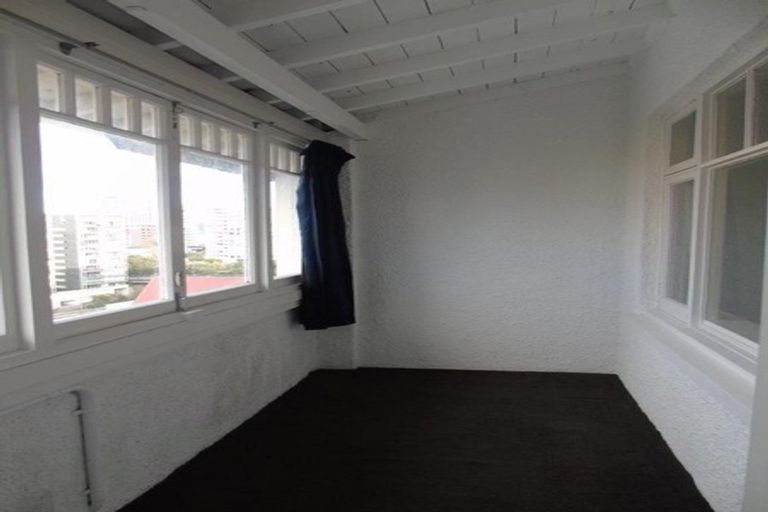 Photo of property in 21af1 Talavera Terrace, Kelburn, Wellington, 6012