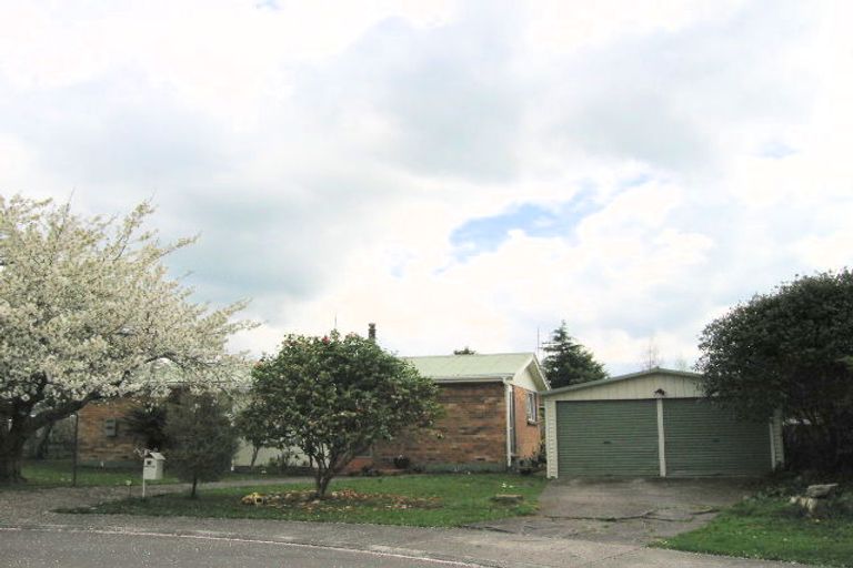 Photo of property in 11 Warihi Place, Ngongotaha, Rotorua, 3010