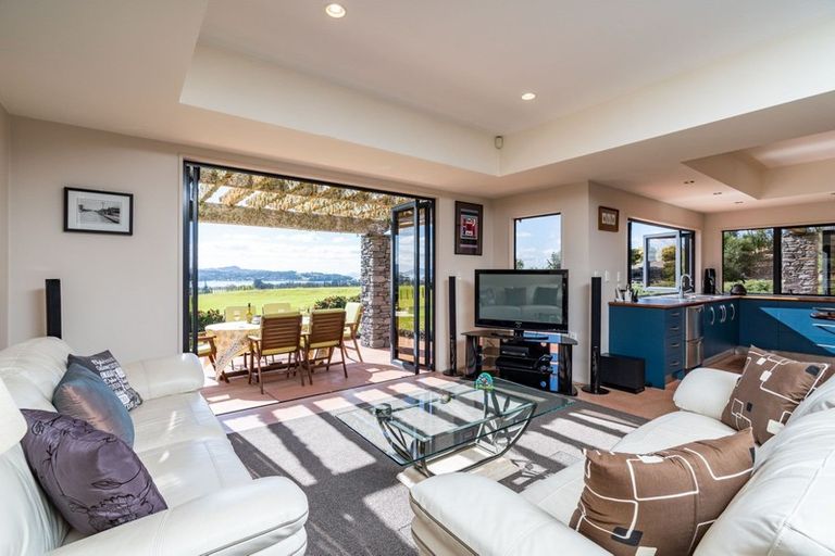 Photo of property in 65a Tomarata Road, Mangawhai, 0975