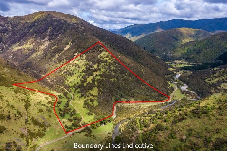 Photo of property in 843 Mangatarere Valley Road, West Taratahi, Carterton, 5791