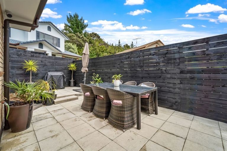 Photo of property in 7 Phoebe Meikle Place, Torbay, Auckland, 0630