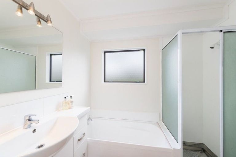 Photo of property in 21b Ward Street, Trentham, Upper Hutt, 5018