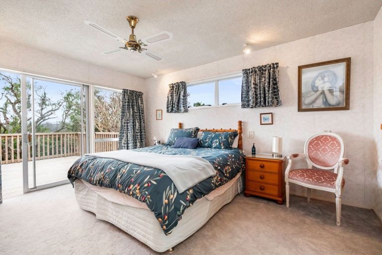 Photo of property in 18 Kokich Crescent, Onerahi, Whangarei, 0110