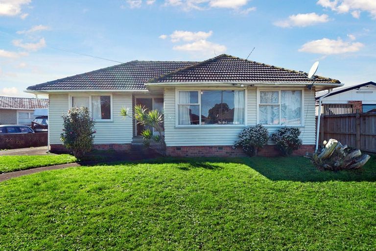Photo of property in 9 Halswell Street, Mangere East, Auckland, 2024