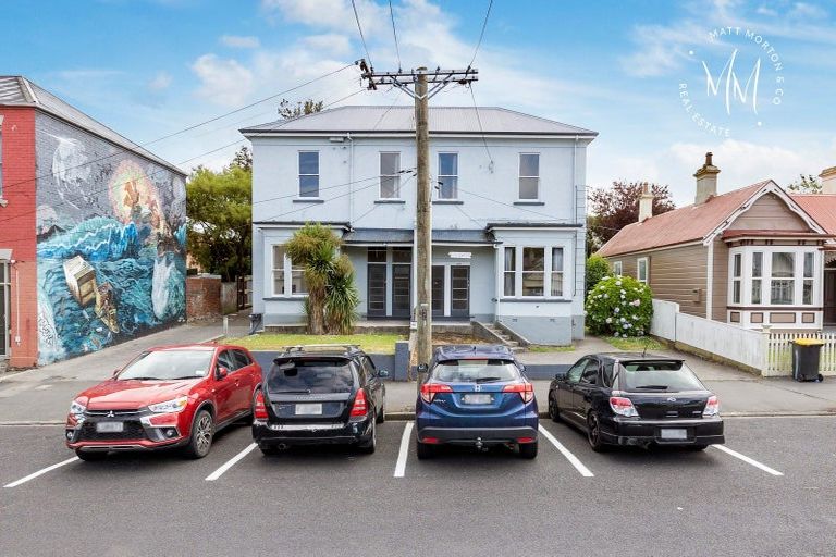 Photo of property in 590 Castle Street, North Dunedin, Dunedin, 9016