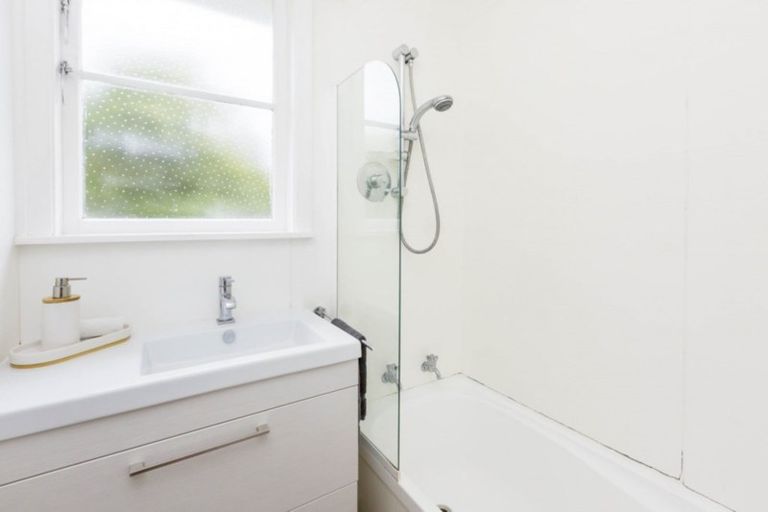 Photo of property in 21 Maher Street, Elderslea, Upper Hutt, 5018