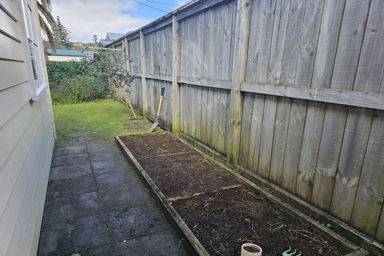Photo of property in 1 Bernard Street, Avenues, Whangarei, 0110