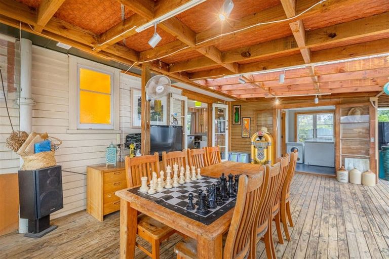 Photo of property in 28 Essex Crescent, Whakatu, Hastings, 4102