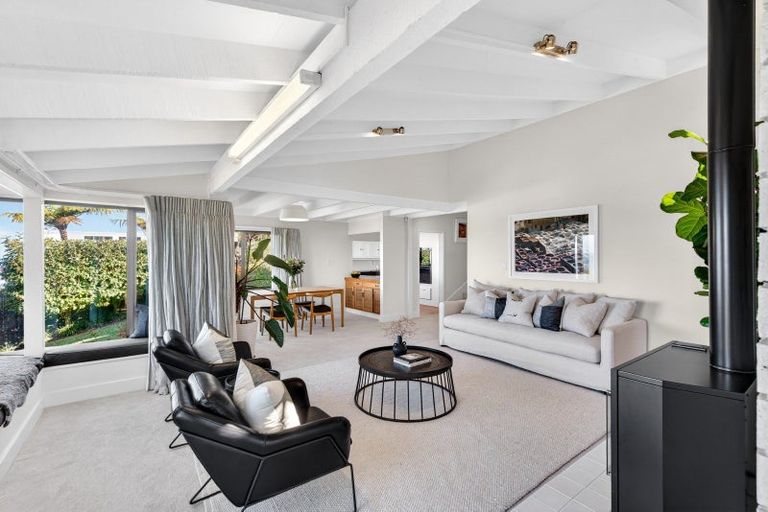 Photo of property in 9 Harvey Road, Bluff Hill, Napier, 4110