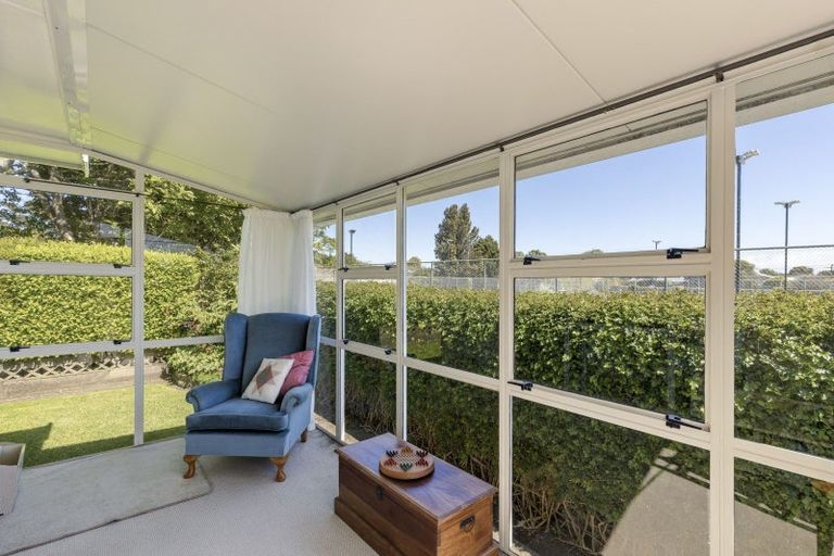 Photo of property in 206a Tukapa Street, Westown, New Plymouth, 4310