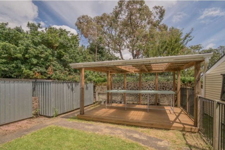 Photo of property in 10 Calvert Avenue, Mangere East, Auckland, 2024