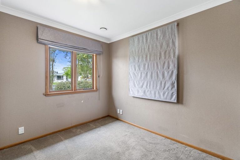 Photo of property in 307 Shakespeare Street, Leamington, Cambridge, 3432