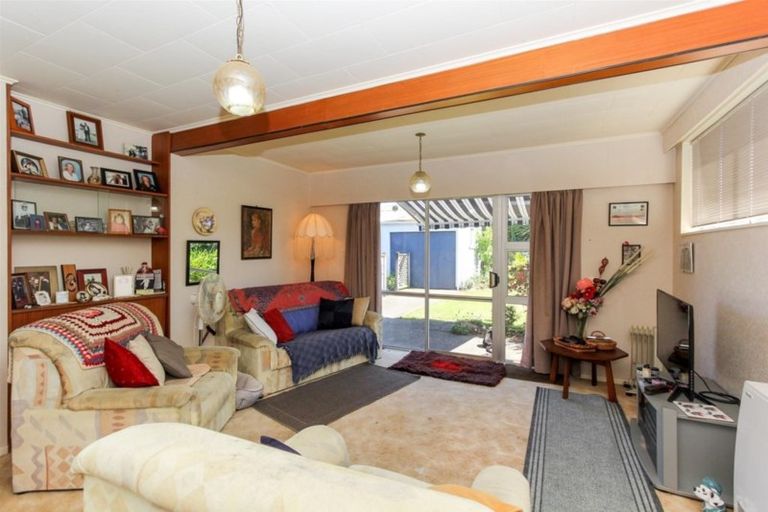 Photo of property in 1/16 Puni Street, Fitzroy, New Plymouth, 4312