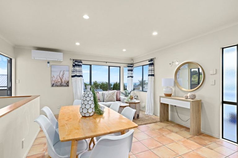 Photo of property in 19 Merehai Place, Snells Beach, 0920