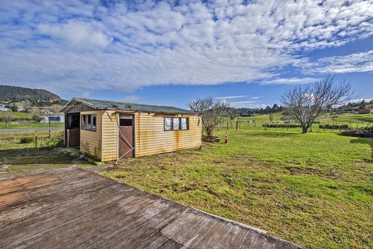 Photo of property in 39 Valley Road, Hikurangi, 0114