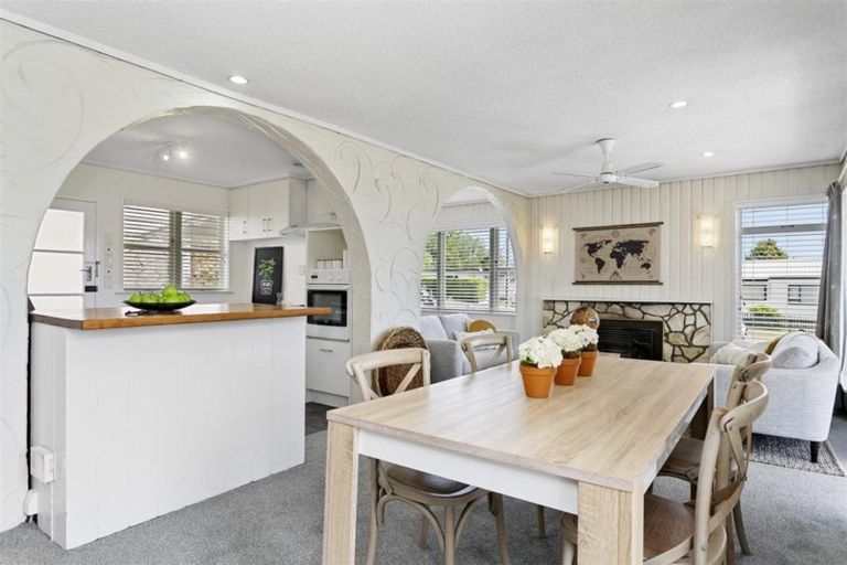 Photo of property in 2/30 Puriri Street, Hilltop, Taupo, 3330