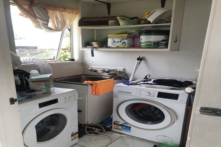 Photo of property in 15 Penfold Place, Henderson, Auckland, 0610