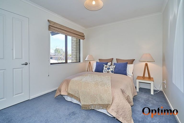 Photo of property in 11 Delta Mews Place, Clive, 4102