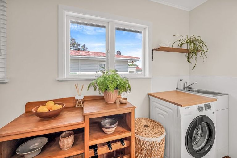 Photo of property in 22 Darwin Crescent, Maraenui, Napier, 4110