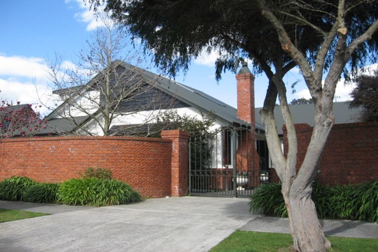 Photo of property in 12 Just Place, West End, Palmerston North, 4410