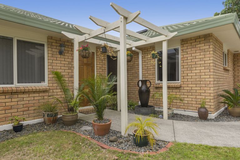 Photo of property in 11 Montana Drive, Pyes Pa, Tauranga, 3112