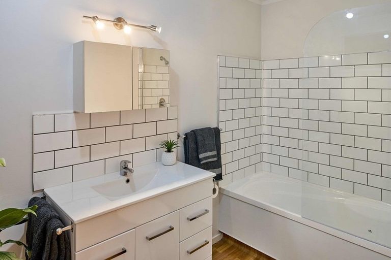 Photo of property in 1c Brora Crescent, Papakowhai, Porirua, 5024