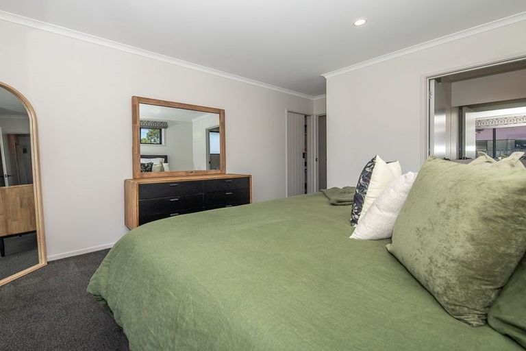 Photo of property in 51 Lyndhurst Street, Westport, 7825