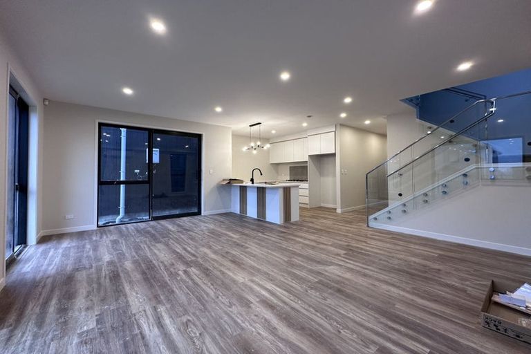 Photo of property in 28 Clara Road, Silverdale, 0932